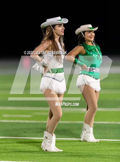 Thumbnail 1 in Marion @ Luling photogallery.