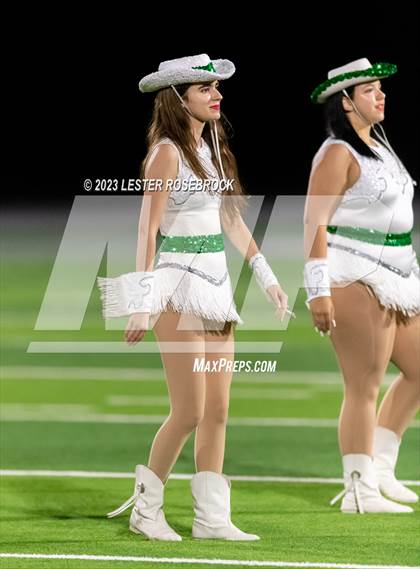 Thumbnail 1 in Marion @ Luling photogallery.