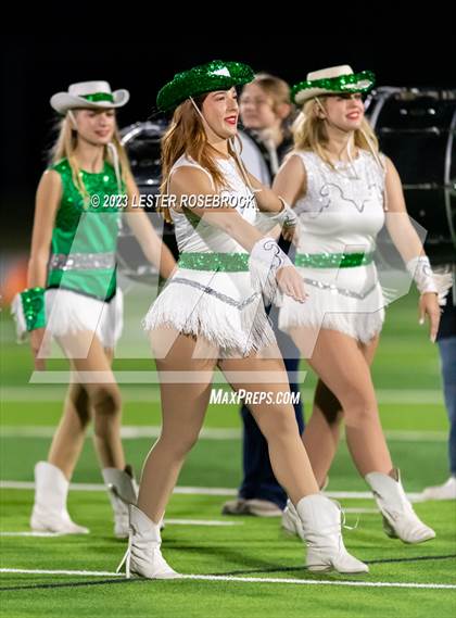 Thumbnail 2 in Marion @ Luling photogallery.