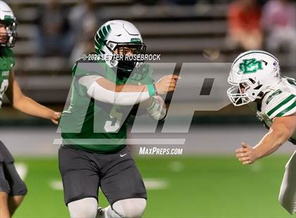Thumbnail 1 in Marion @ Luling photogallery.