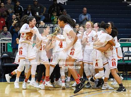 Thumbnail 2 in Mission Hills vs. Cathedral Catholic (CIF SDS Open Final) photogallery.