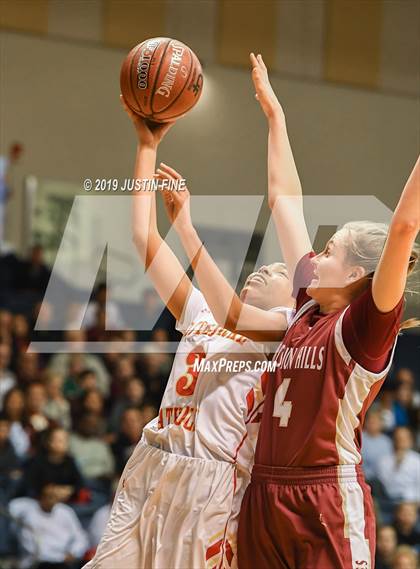 Thumbnail 2 in Mission Hills vs. Cathedral Catholic (CIF SDS Open Final) photogallery.