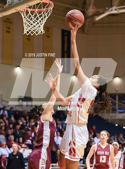 Thumbnail 3 in Mission Hills vs. Cathedral Catholic (CIF SDS Open Final) photogallery.