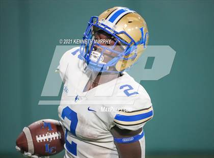 Thumbnail 1 in Sam Houston vs Lakeview Centennial photogallery.