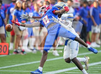 Thumbnail 1 in Sam Houston vs Lakeview Centennial photogallery.
