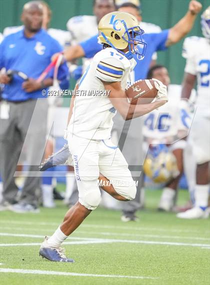 Thumbnail 3 in Sam Houston vs Lakeview Centennial photogallery.