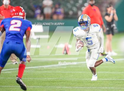 Thumbnail 2 in Sam Houston vs Lakeview Centennial photogallery.