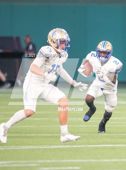 Thumbnail 2 in Sam Houston vs Lakeview Centennial photogallery.