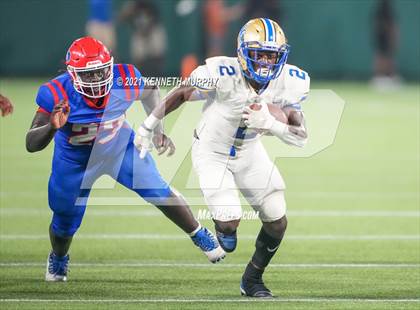 Thumbnail 1 in Sam Houston vs Lakeview Centennial photogallery.