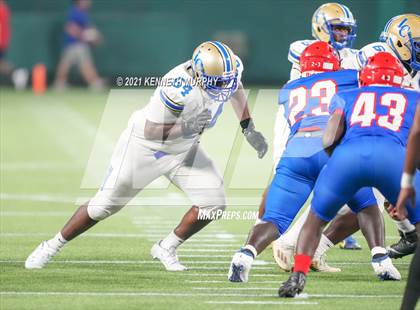 Thumbnail 1 in Sam Houston vs Lakeview Centennial photogallery.