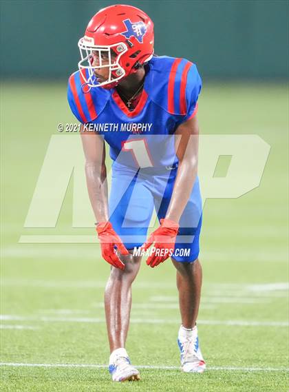 Thumbnail 2 in Sam Houston vs Lakeview Centennial photogallery.