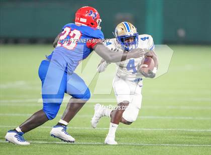 Thumbnail 2 in Sam Houston vs Lakeview Centennial photogallery.