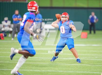 Thumbnail 1 in Sam Houston vs Lakeview Centennial photogallery.