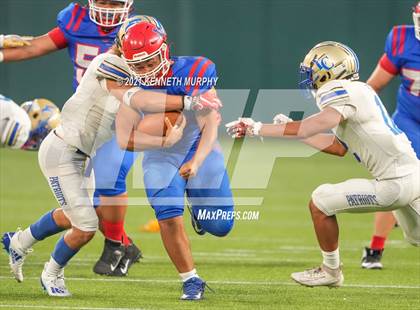 Thumbnail 2 in Sam Houston vs Lakeview Centennial photogallery.