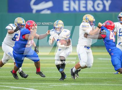 Thumbnail 2 in Sam Houston vs Lakeview Centennial photogallery.