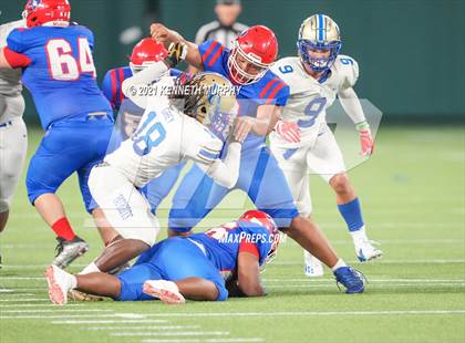 Thumbnail 1 in Sam Houston vs Lakeview Centennial photogallery.