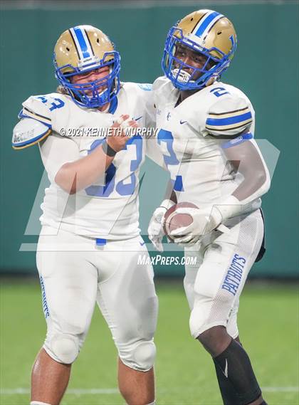 Thumbnail 1 in Sam Houston vs Lakeview Centennial photogallery.