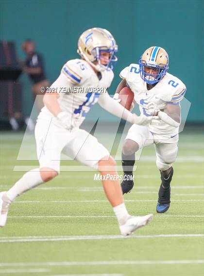 Thumbnail 3 in Sam Houston vs Lakeview Centennial photogallery.