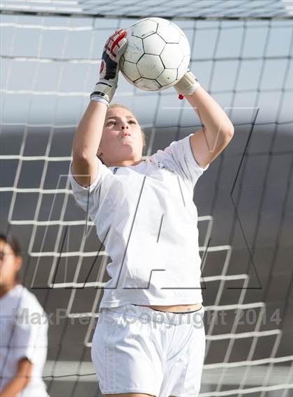Thumbnail 3 in Vista Murrieta vs. Murrieta Mesa photogallery.