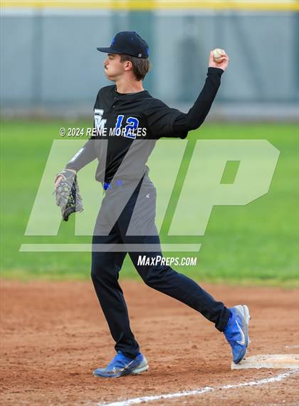 Thumbnail 1 in San Marino vs Monrovia photogallery.