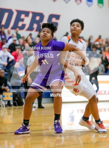 Thumbnail 1 in Garfield @ Eastside Catholic photogallery.