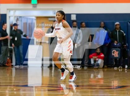 Thumbnail 3 in Garfield @ Eastside Catholic photogallery.