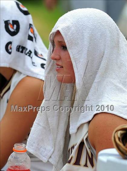 Thumbnail 2 in Coatesville vs Governor Mifflin (PIAA Class AAAA Quarterfinal) photogallery.