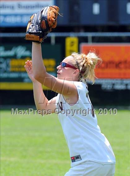 Thumbnail 2 in Coatesville vs Governor Mifflin (PIAA Class AAAA Quarterfinal) photogallery.