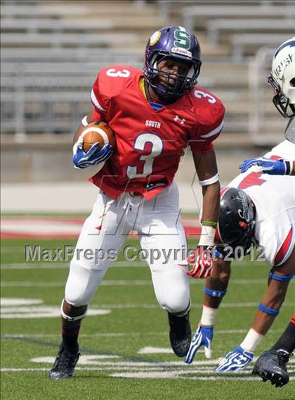 Thumbnail 2 in OHSFCA All-Star Game (Ohio North vs. Ohio South) photogallery.