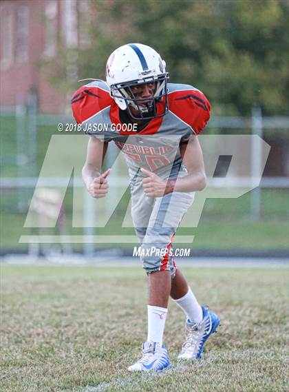 Thumbnail 3 in Jo Byrns @ RePublic photogallery.