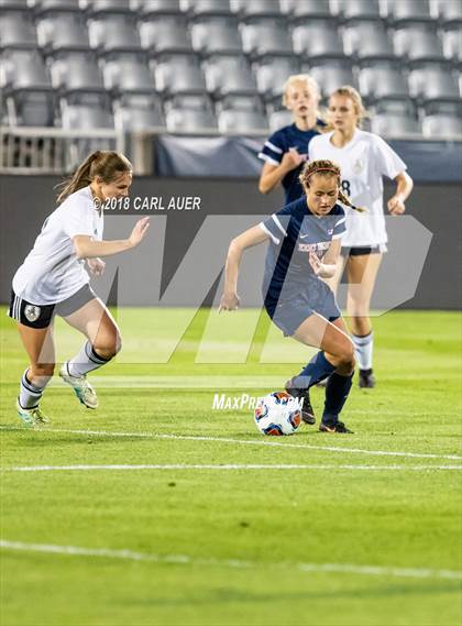 Thumbnail 1 in Jefferson Academy vs. Kent Denver (CHSAA 3A Final) photogallery.