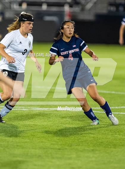 Thumbnail 2 in Jefferson Academy vs. Kent Denver (CHSAA 3A Final) photogallery.