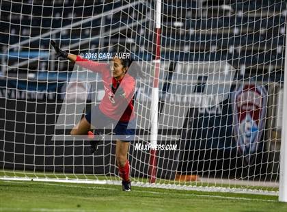 Thumbnail 1 in Jefferson Academy vs. Kent Denver (CHSAA 3A Final) photogallery.