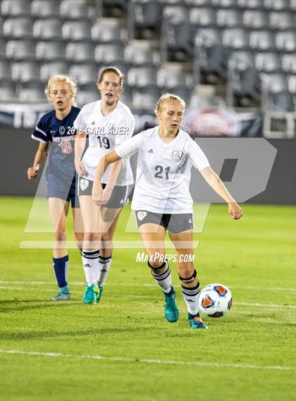 Thumbnail 2 in Jefferson Academy vs. Kent Denver (CHSAA 3A Final) photogallery.