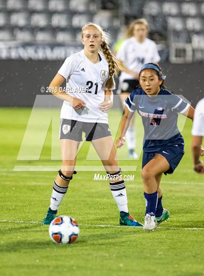 Thumbnail 2 in Jefferson Academy vs. Kent Denver (CHSAA 3A Final) photogallery.