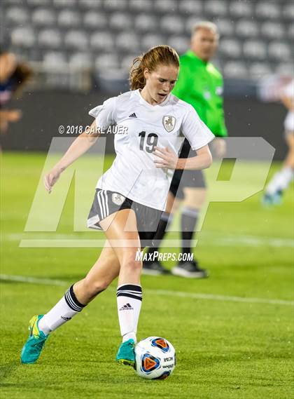 Thumbnail 2 in Jefferson Academy vs. Kent Denver (CHSAA 3A Final) photogallery.