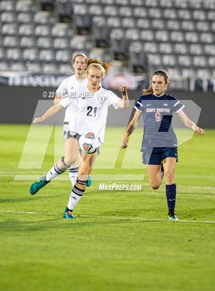 Thumbnail 2 in Jefferson Academy vs. Kent Denver (CHSAA 3A Final) photogallery.