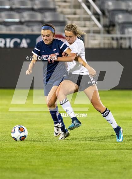 Thumbnail 2 in Jefferson Academy vs. Kent Denver (CHSAA 3A Final) photogallery.