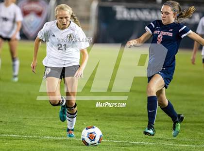 Thumbnail 2 in Jefferson Academy vs. Kent Denver (CHSAA 3A Final) photogallery.