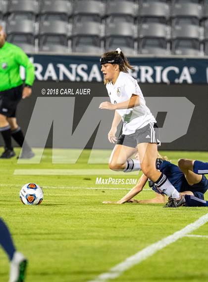 Thumbnail 2 in Jefferson Academy vs. Kent Denver (CHSAA 3A Final) photogallery.