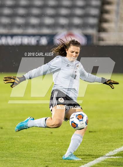 Thumbnail 3 in Jefferson Academy vs. Kent Denver (CHSAA 3A Final) photogallery.