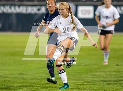 Thumbnail 1 in Jefferson Academy vs. Kent Denver (CHSAA 3A Final) photogallery.