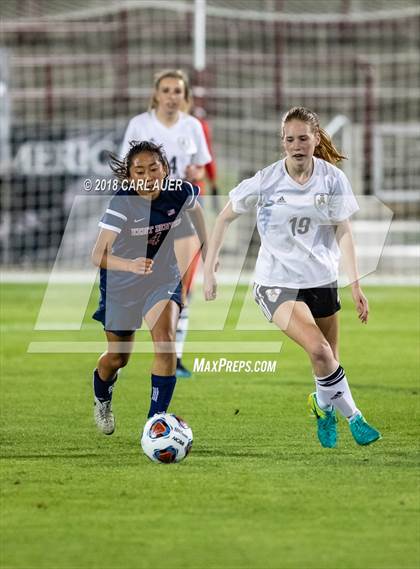 Thumbnail 2 in Jefferson Academy vs. Kent Denver (CHSAA 3A Final) photogallery.