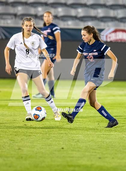 Thumbnail 1 in Jefferson Academy vs. Kent Denver (CHSAA 3A Final) photogallery.