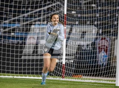Thumbnail 3 in Jefferson Academy vs. Kent Denver (CHSAA 3A Final) photogallery.
