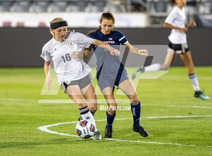 Thumbnail 2 in Jefferson Academy vs. Kent Denver (CHSAA 3A Final) photogallery.