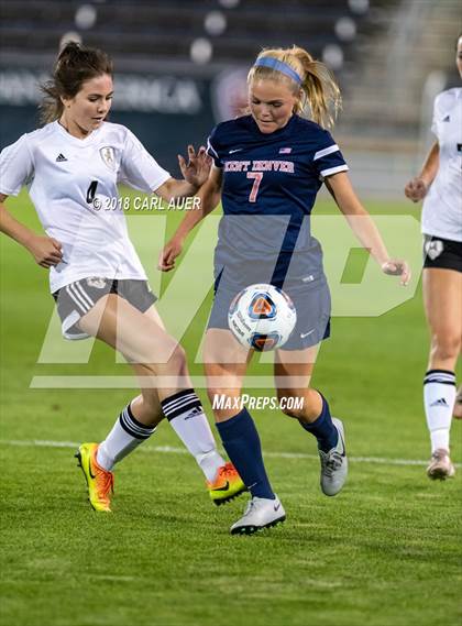 Thumbnail 2 in Jefferson Academy vs. Kent Denver (CHSAA 3A Final) photogallery.