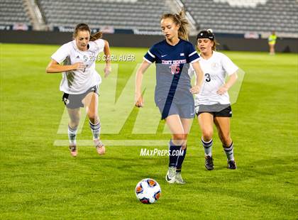 Thumbnail 3 in Jefferson Academy vs. Kent Denver (CHSAA 3A Final) photogallery.