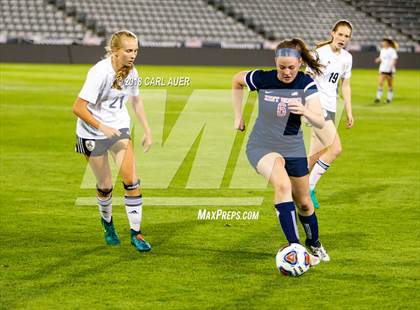 Thumbnail 2 in Jefferson Academy vs. Kent Denver (CHSAA 3A Final) photogallery.
