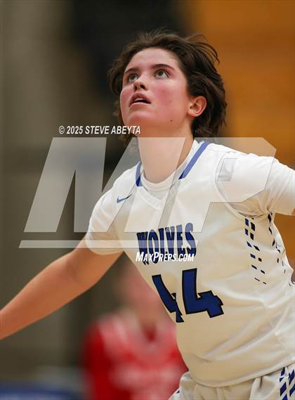 Thumbnail 1 in Regis Jesuit @ Grandview photogallery.